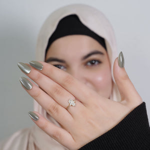 Cat-Eye Olive